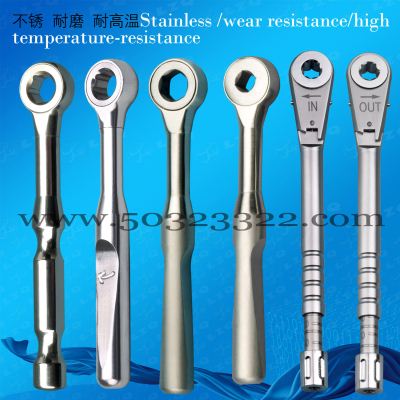 Reversible ratchet wrench， REVERSIBLE MANUAL RATCHET WRENCH